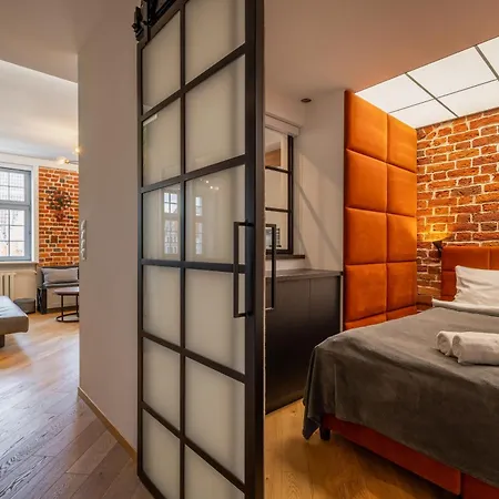 Rentplanet - Stare Apartament