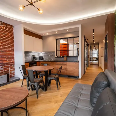 Rentplanet - Stare Apartament *
