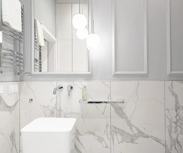 Rentplanet - Stare Apartamento