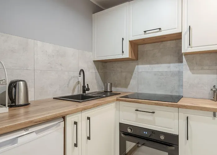 Rentplanet - Stare Apartamento *