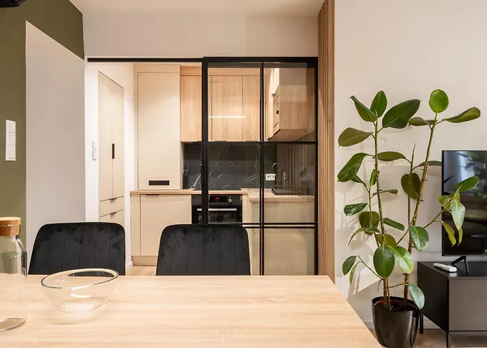 Rentplanet - Stare Apartamento *