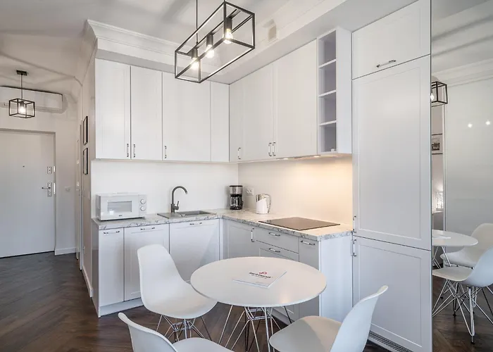 Rentplanet - Stare Apartamento