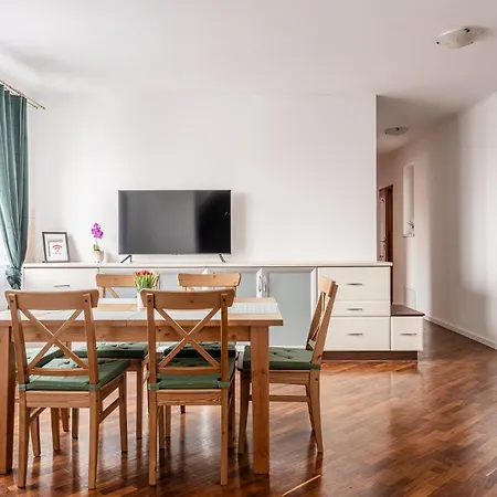 Apartment Rentplanet - Stare *