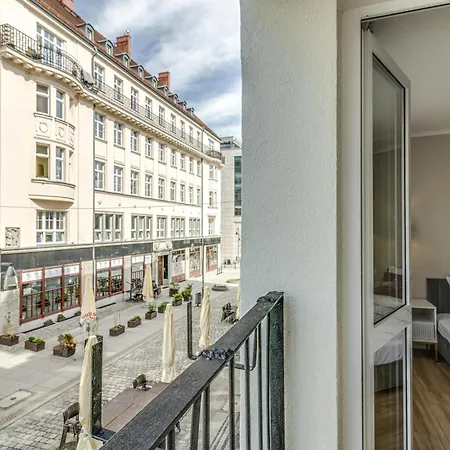 Rentplanet - Stare Apartment