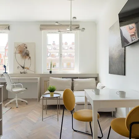 Rentplanet - Stare Apartment