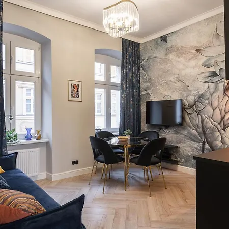 Rentplanet - Stare Apartment