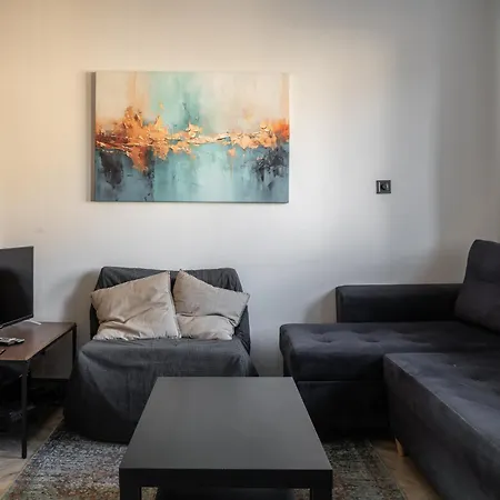 Rentplanet - Stare Apartment